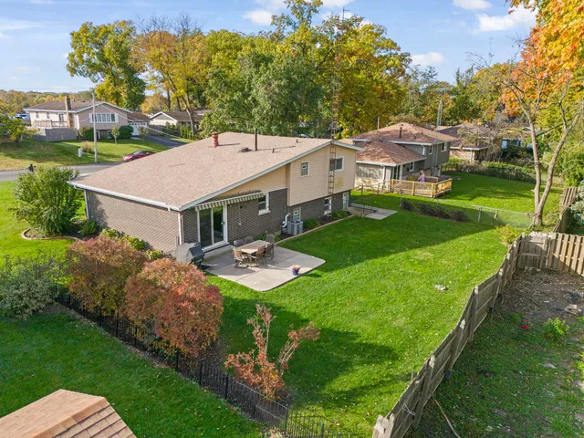 $424,900 | 121 West Kimber Drive, New Lenox, IL 60451