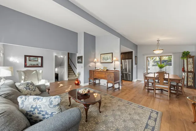 $424,900 | 121 West Kimber Drive, New Lenox, IL 60451