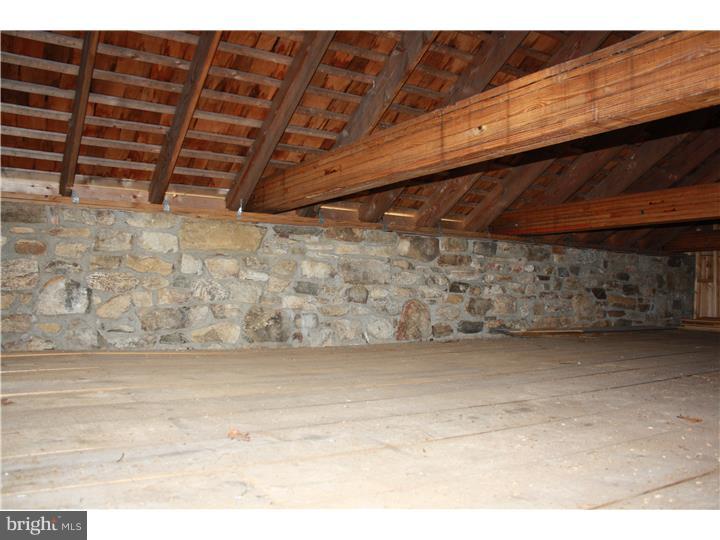 500 Merlin Road Phoenixville, PA 19460 - Photo 15 of 18 Garage
