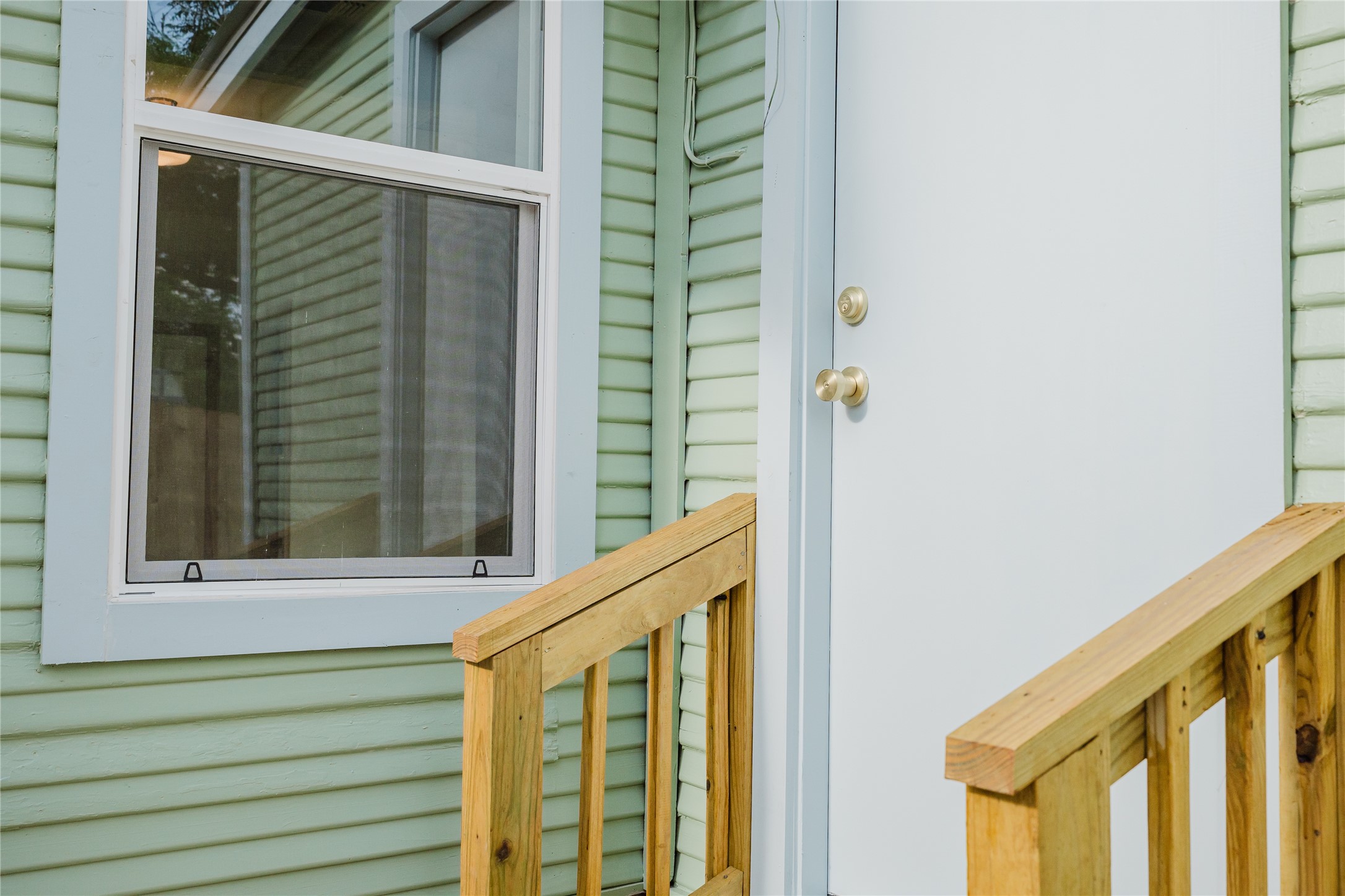 1907 East 21st Street Austin, TX 78722 - Photo 25 of 31 Back door.