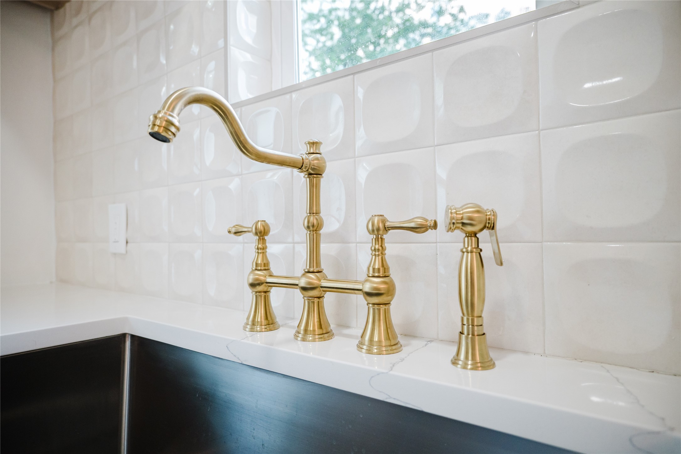 1907 East 21st Street Austin, TX 78722 - Photo 10 of 31