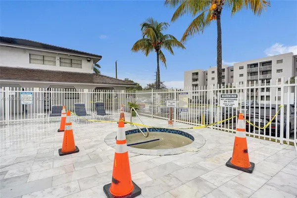 $2,300 | 8145 Northwest 7th Street, Unit 315, Miami, FL 33126