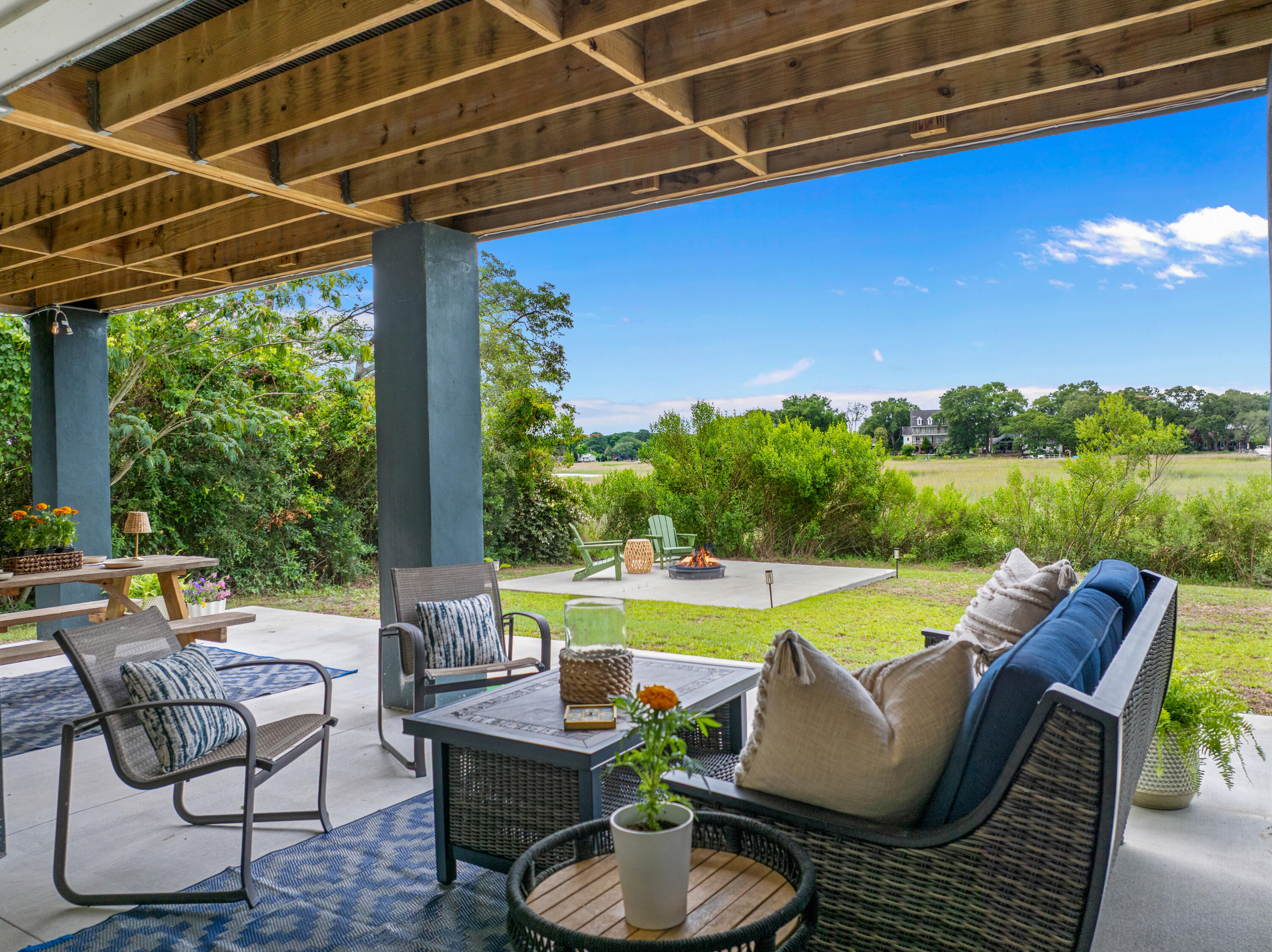 804 Sprague Street Charleston, SC 29412 - Photo 7 of 45 804Sprague.NicoleBurbagePhoto-128