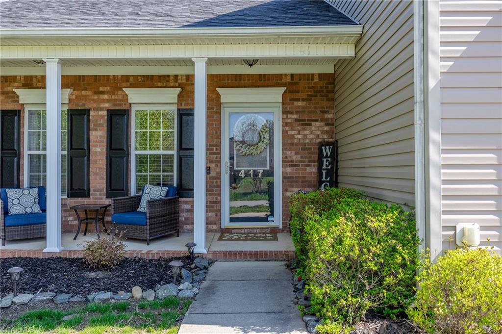 417 Barnsdale Ridge Road Kernersville, NC 27284 - Photo 3 of 31 Gallery Image 3