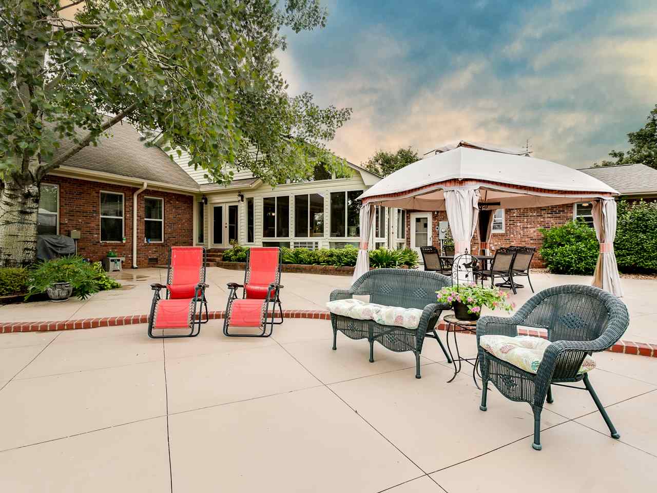 400 Farm Lake Road Boiling Springs, SC 29316 - Photo 4 of 19 Gallery Image 4