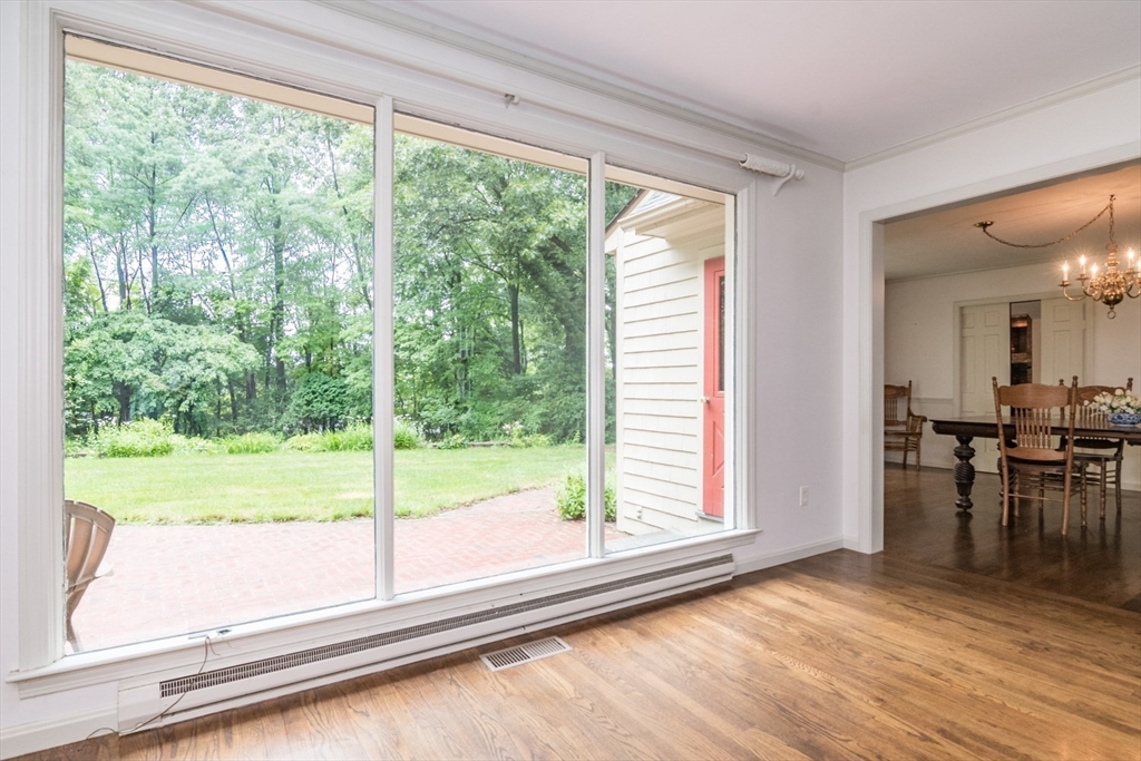 100 Hilltop Road Longmeadow, MA 01106 - Photo 19 of 42