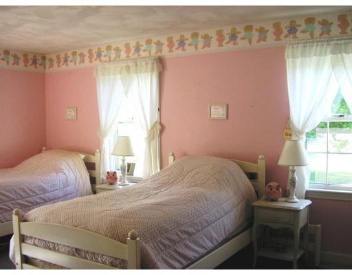 5 South Rindge Avenue Lexington, MA 02420 - Photo 16 of 24 Gallery Image 16