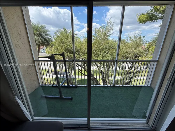 $2,400 | 21133 Southwest 85th Avenue, Unit 308, Cutler Bay, FL 33189