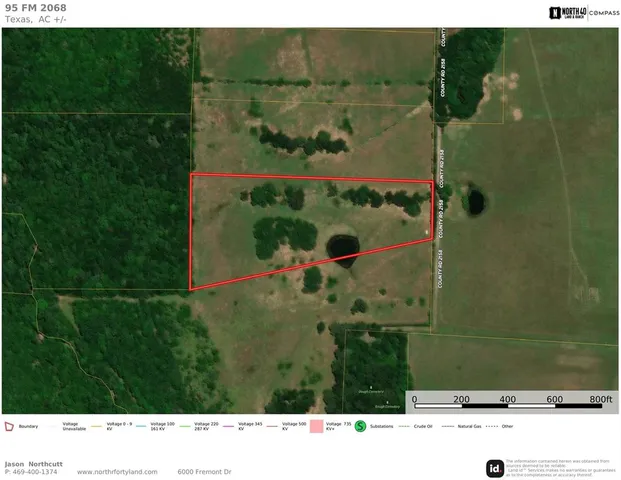 a black and white photo of a room