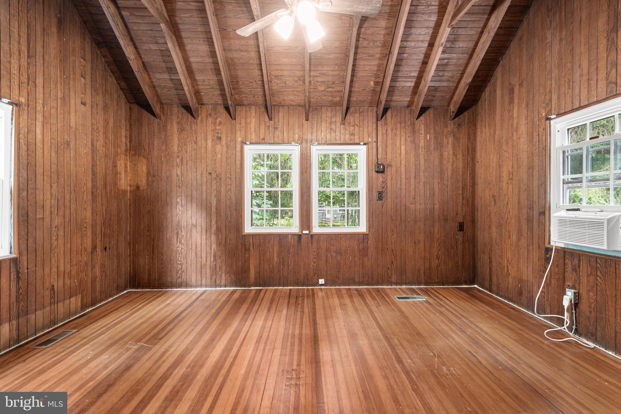 6204 Gernand Road Baltimore, MD 21209 - Photo 14 of 19