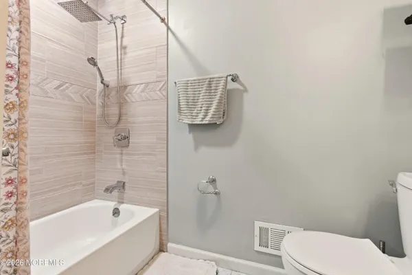 $750,000 | 19 Silversmith Court, Howell, NJ 07731