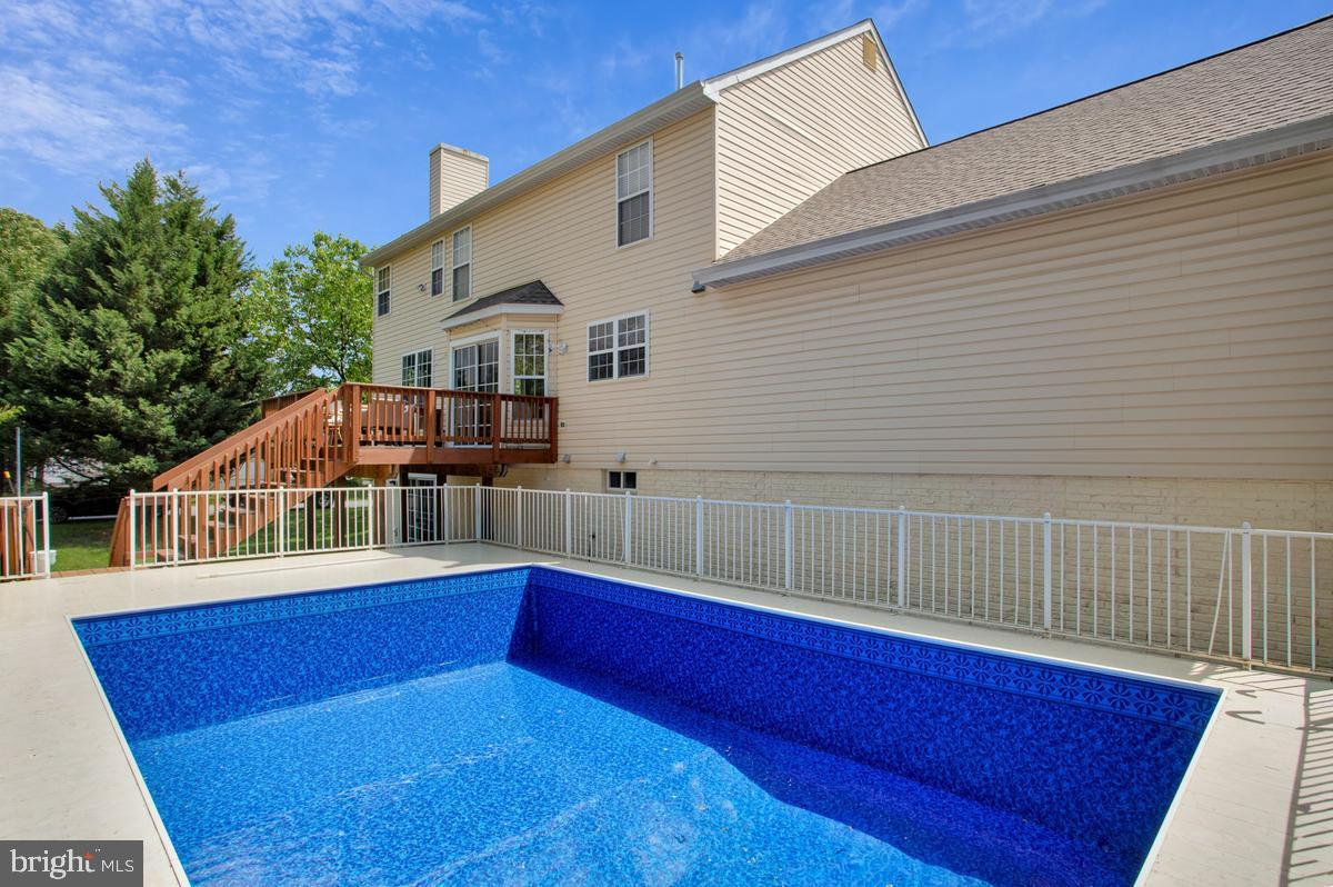 308 Arlington Court Severn, MD 21144 - Photo 32 of 39 Summer Oasis