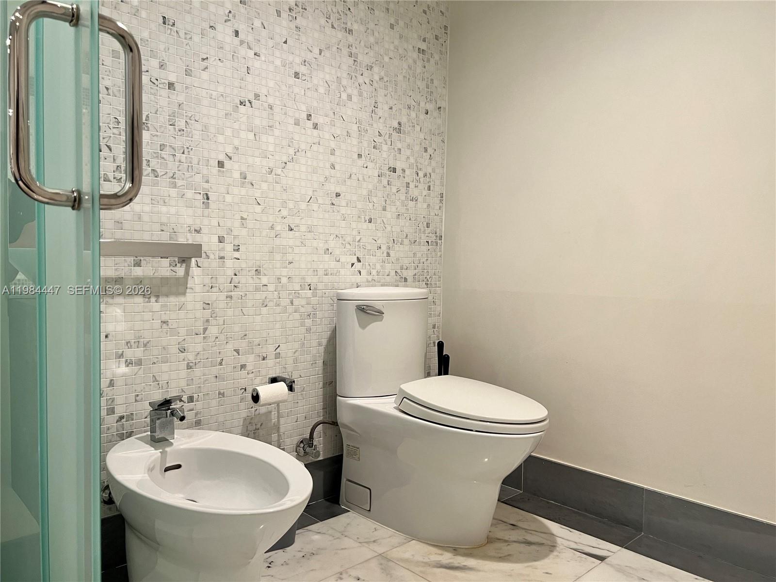 200 Biscayne Blvd Way, Unit 3610 Miami, FL 33131 - Photo 19 of 35