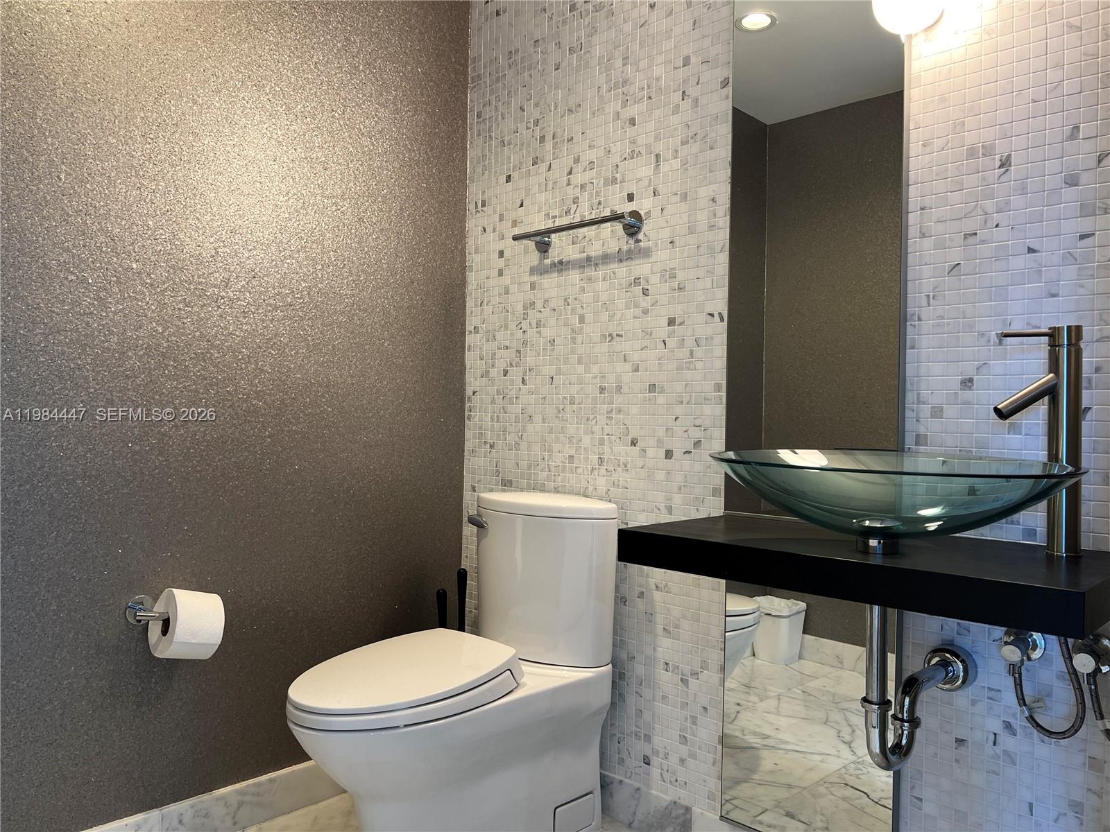 200 Biscayne Blvd Way, Unit 3610 Miami, FL 33131 - Photo 8 of 35