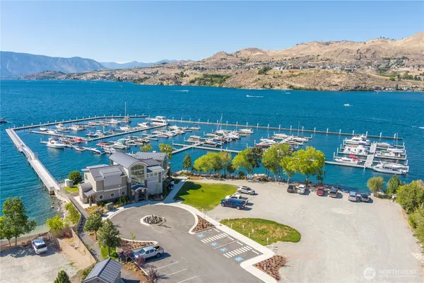 $83,000 | 1350 West Woodin Avenue, Unit CDE1, Chelan, WA 98816