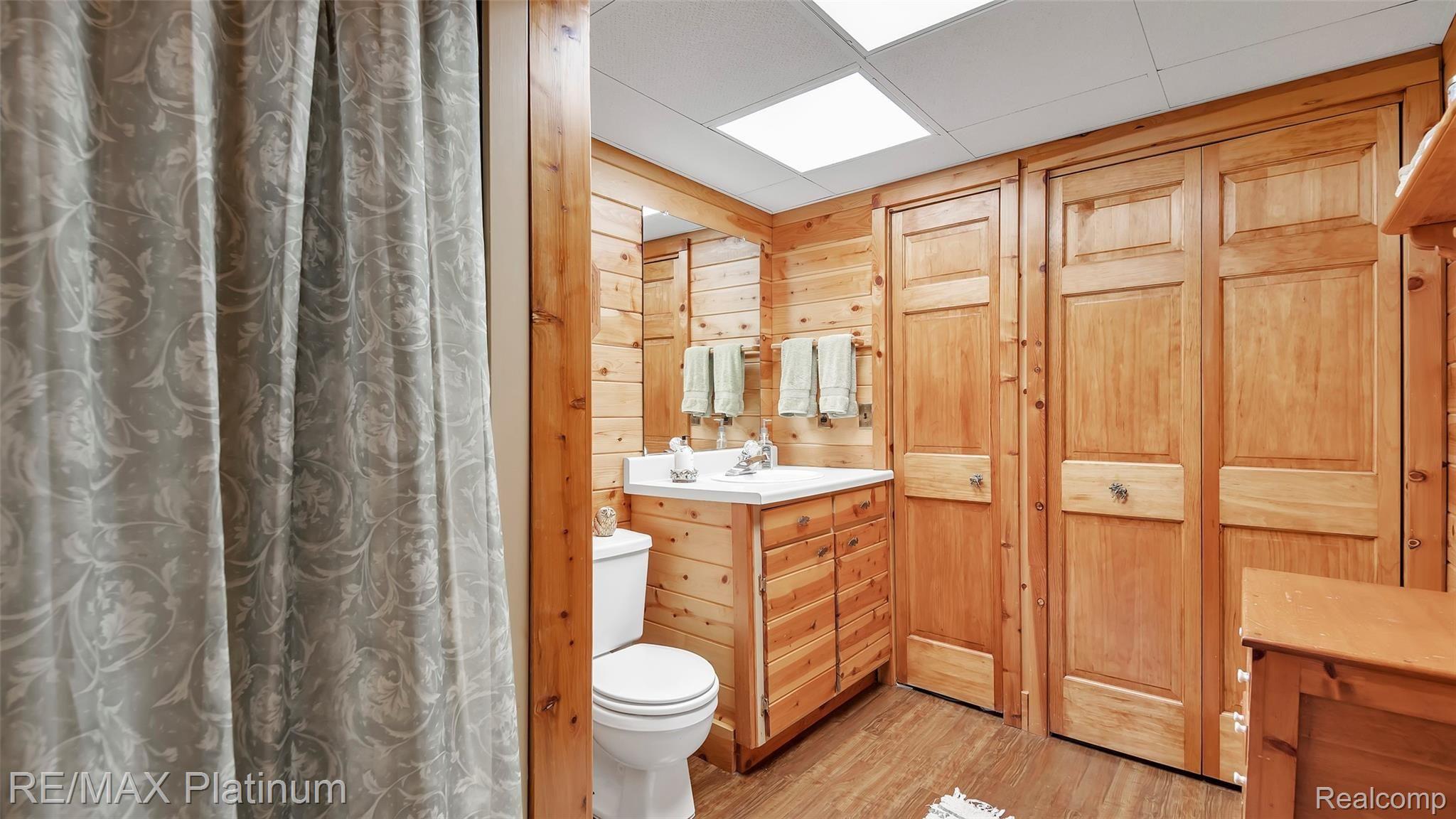 3196 Swarthout Road Pinckney, MI 48169 - Photo 25 of 44 Beautiful Wood Work In This Lower Level Bathroom