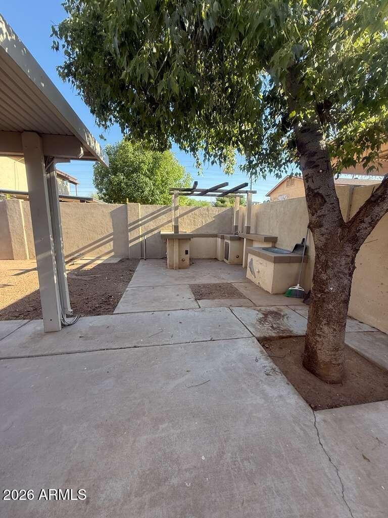 1511 East Fremont Road Phoenix, AZ 85042 - Photo 12 of 12 13