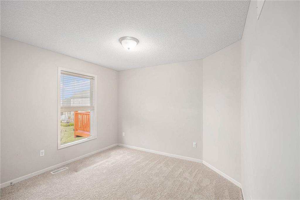 4004 Southwest Evergreen Lane Lee's Summit, MO 64082 - Photo 11 of 19