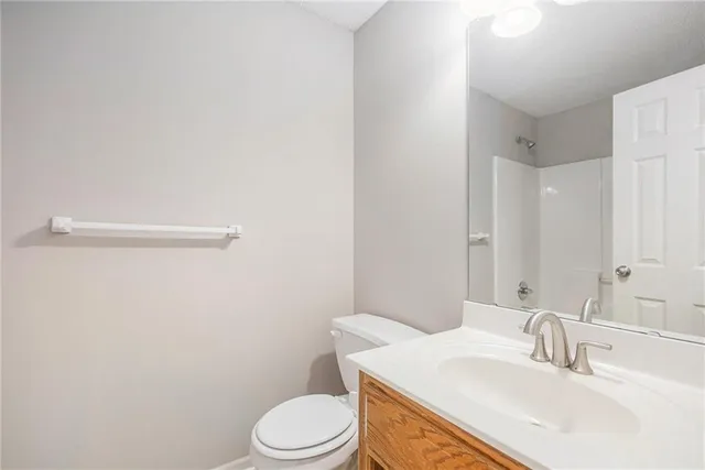 $379,900 | 4004 Southwest Evergreen Lane, Lee's Summit, MO 64082