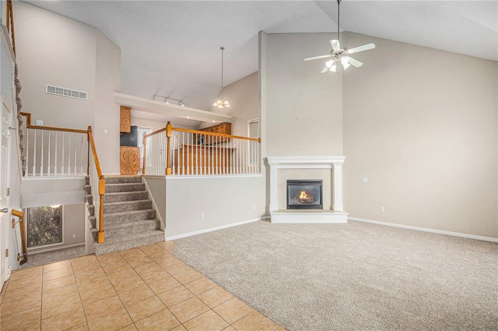 4004 Southwest Evergreen Lane Lee's Summit, MO 64082 - Photo 4 of 19