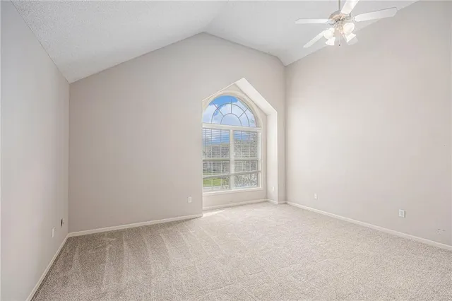 $379,900 | 4004 Southwest Evergreen Lane, Lee's Summit, MO 64082