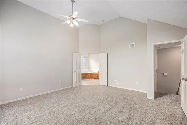 $379,900 | 4004 Southwest Evergreen Lane, Lee's Summit, MO 64082