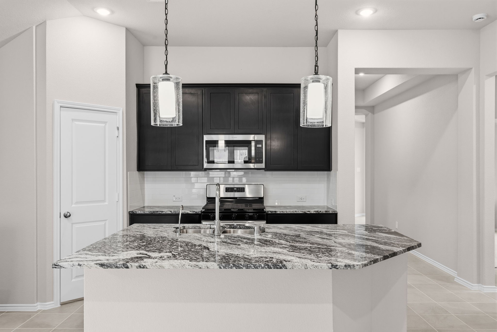 42563 Rustico Road Magnolia, TX 77354 - Photo 3 of 32