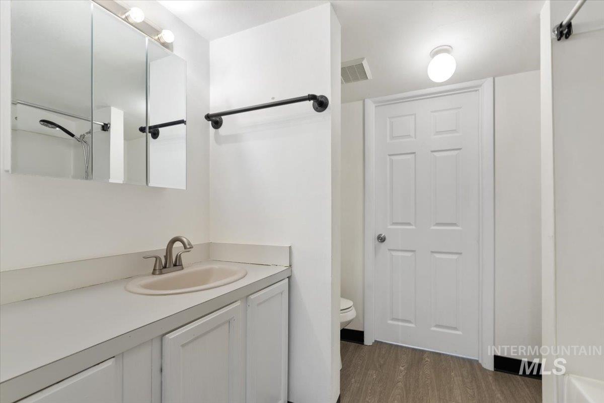 817 West Thatcher Street Boise, ID 83702 - Photo 11 of 24