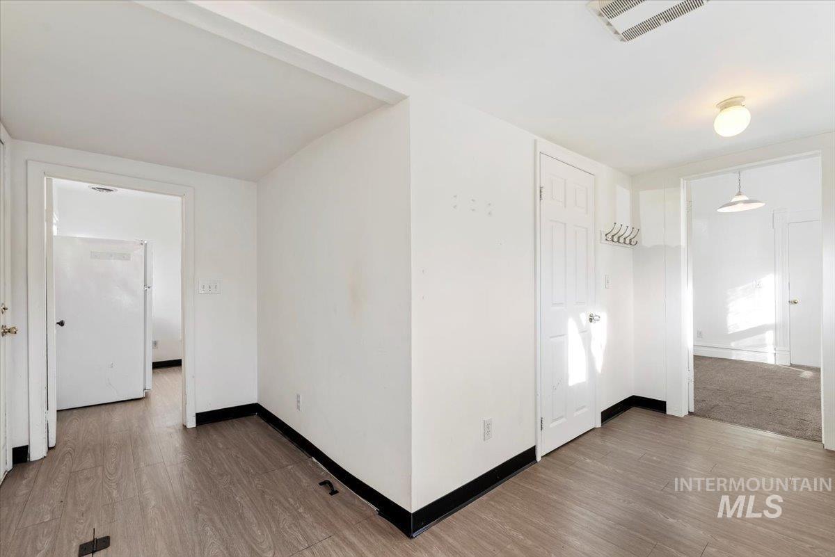 817 West Thatcher Street Boise, ID 83702 - Photo 18 of 24