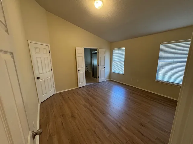 $2,000 | 1710 Chinati Mountain Trail, Round Rock, TX 78664