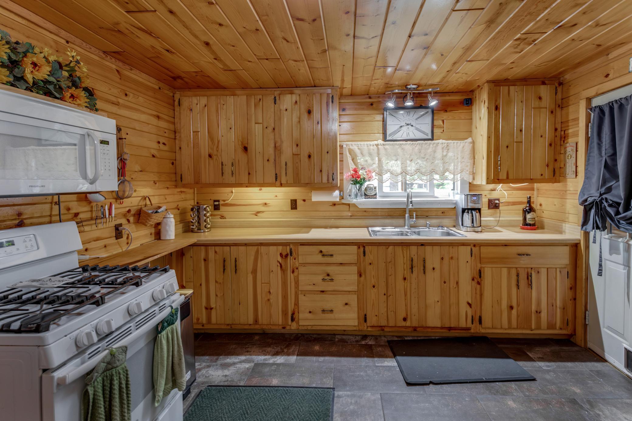 213 3rd Street South Hackensack, MN 56452 - Photo 8 of 43