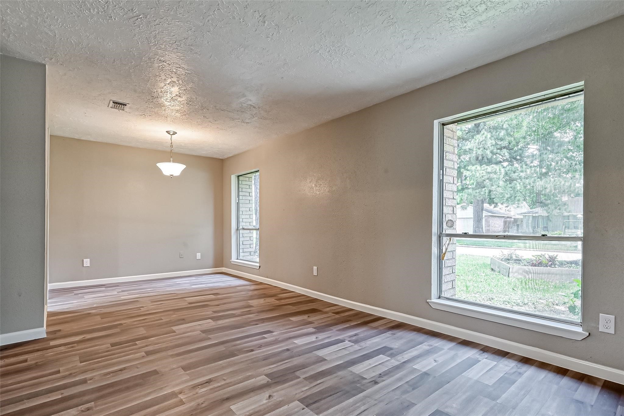 3527 Acorn Springs Lane Spring, TX 77389 - Photo 9 of 36