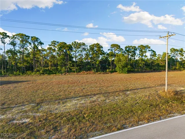 $34,900 | 401 Wilmington Parkway, Cape Coral, FL 33993