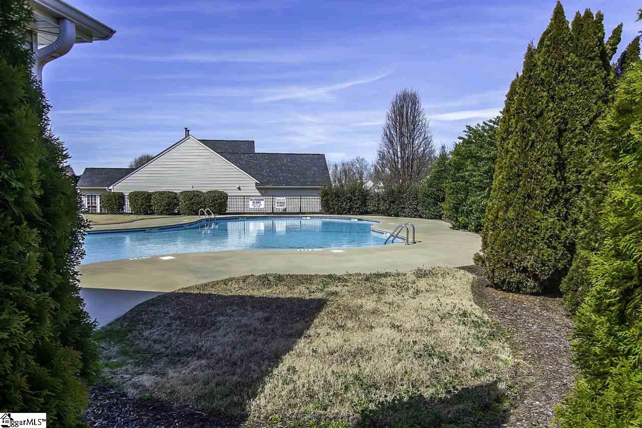 416 Sweeny Court Boiling Springs, SC 29316 - Photo 5 of 30 Gallery Image 5