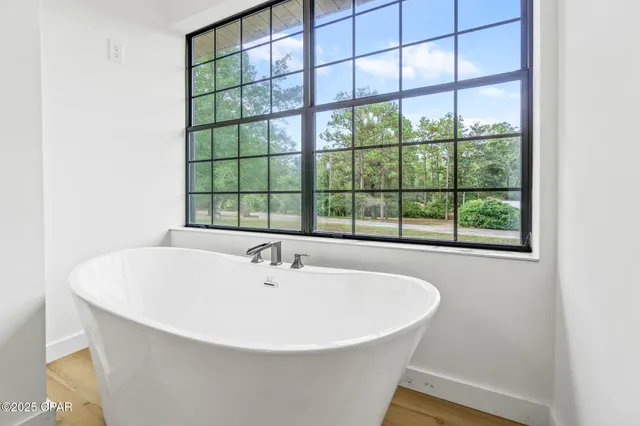 $459,999 | 1105 Timberlane Road, Chipley, FL 32428