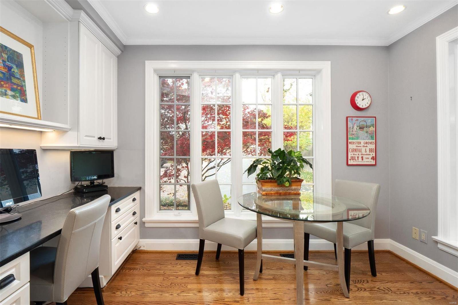 9244 Clayton Road St. Louis, MO 63124 - Photo 21 of 50