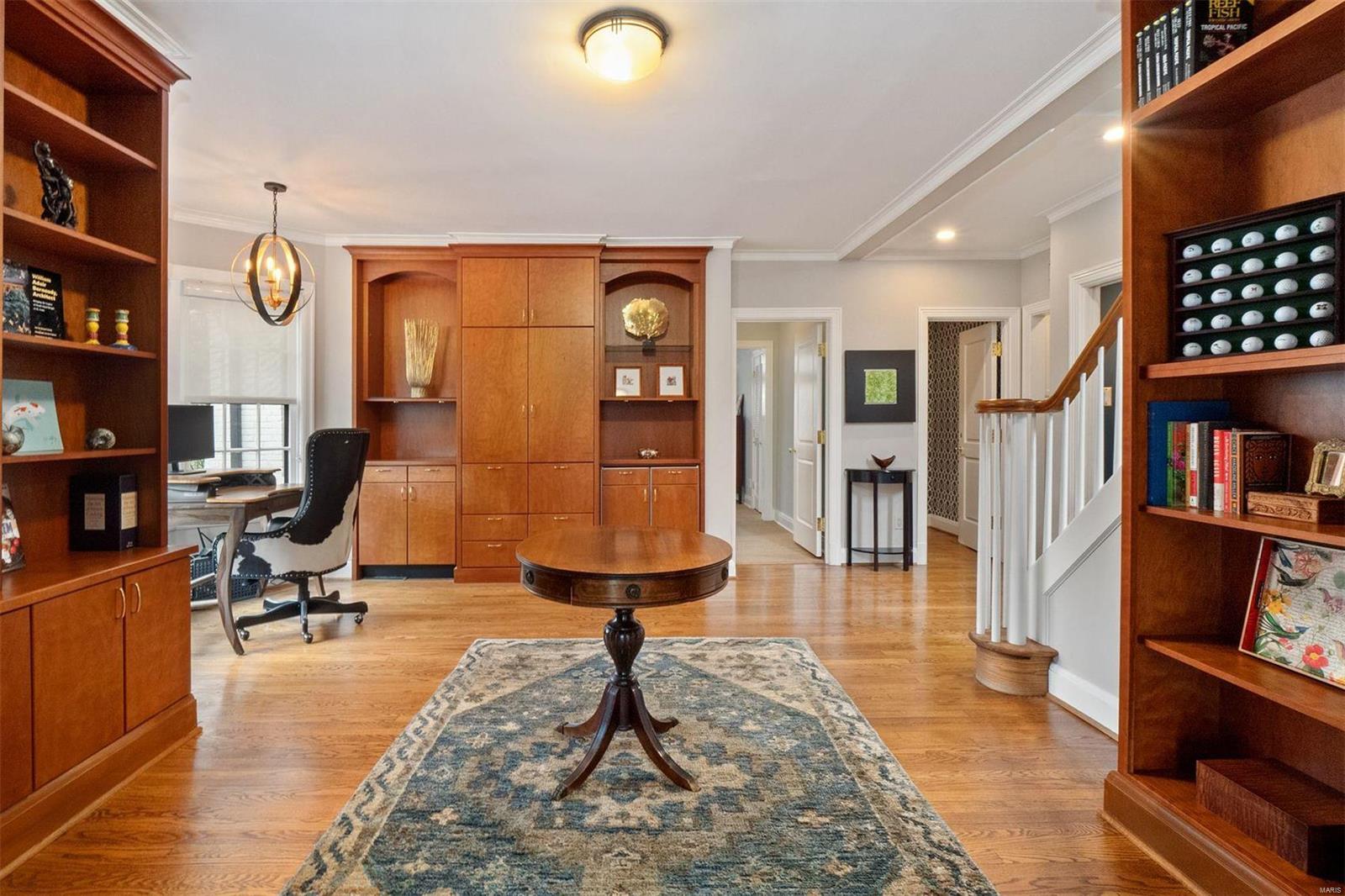 9244 Clayton Road St. Louis, MO 63124 - Photo 10 of 50