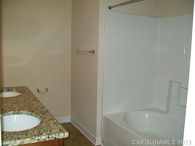 3192 York Farms Road York, SC 29745 - Photo 13 of 16 Gallery Image 13