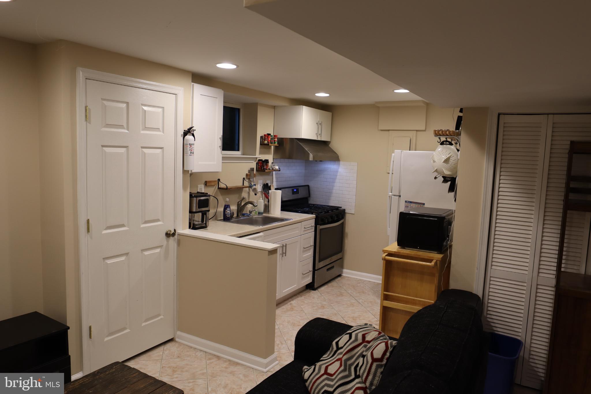 11202 Troy Road Rockville, MD 20852 - Photo 29 of 46