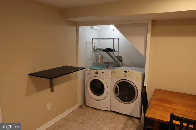 $2,300 | 11202 Troy Road, Rockville, MD 20852