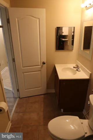 $2,300 | 11202 Troy Road, Rockville, MD 20852