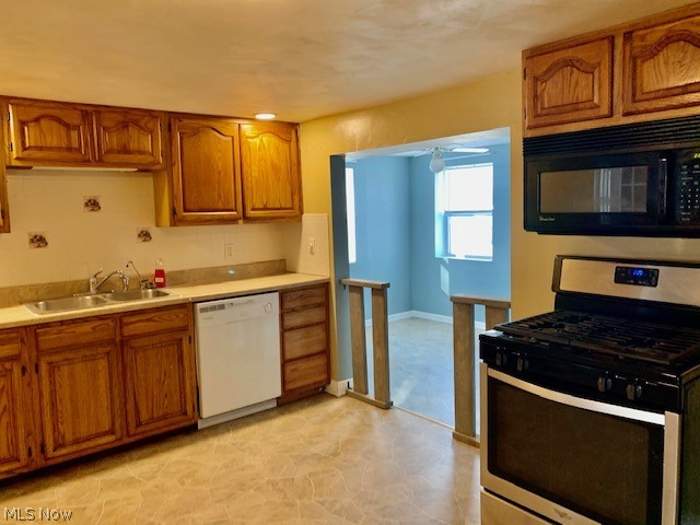 3396 Templeton Road Northwest Warren, OH 44481 - Photo 3 of 32 Gallery Image 3