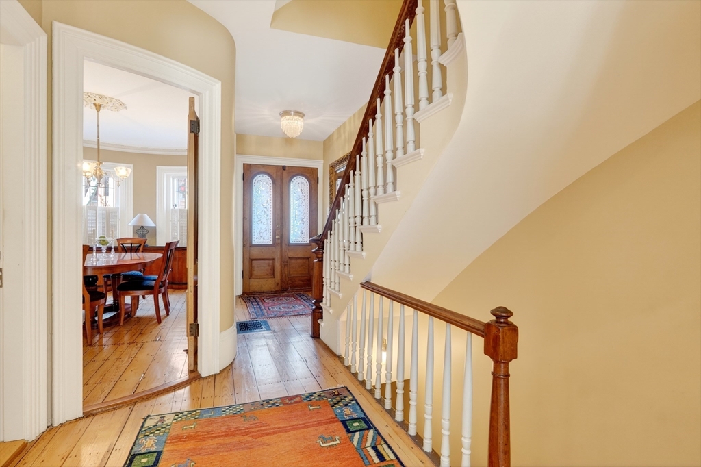 70 Montgomery Street Boston, MA 02116 - Photo 4 of 42