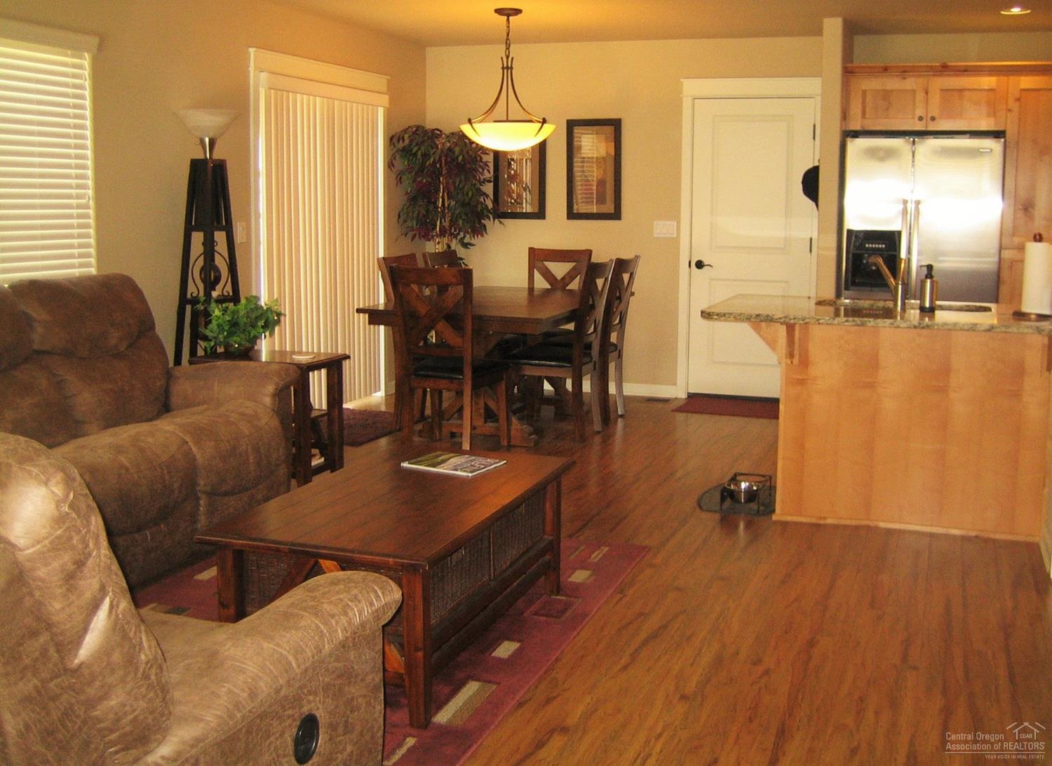 20270 Badger Road Bend, OR 97702 - Photo 10 of 25 Additional Photo