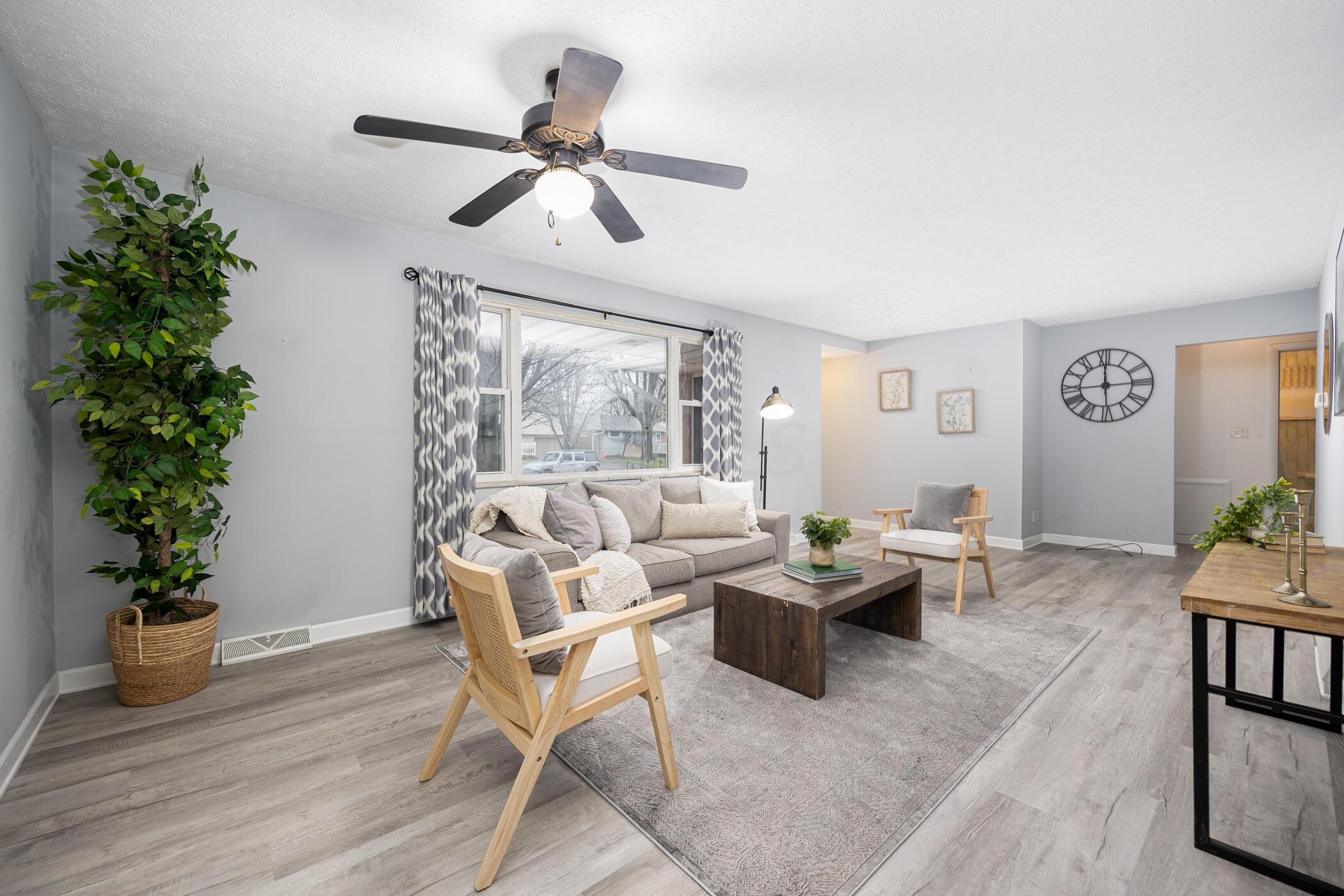 3870 Gilroy Rd_010