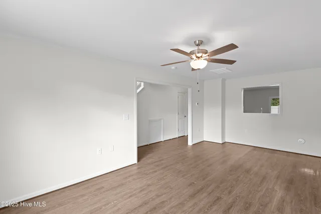 $213,500 | 458 Sullivan Loop Road, Midway Park, NC 28544