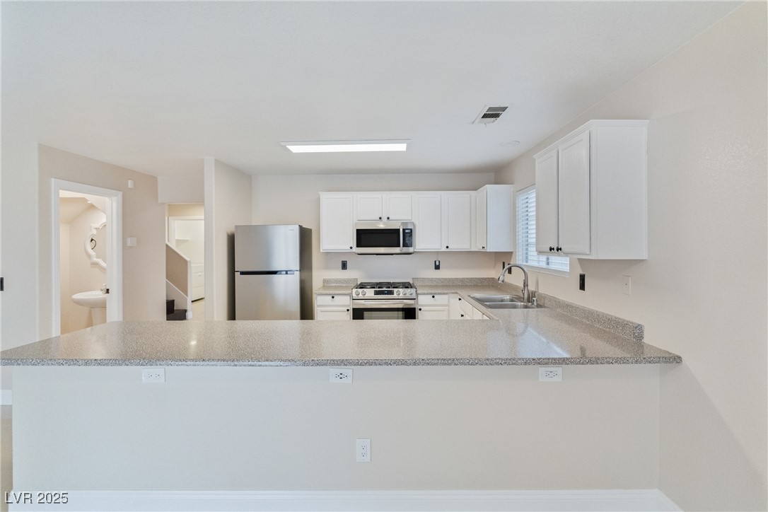 5928 Turtle River Avenue Las Vegas, NV 89156 - Photo 5 of 16