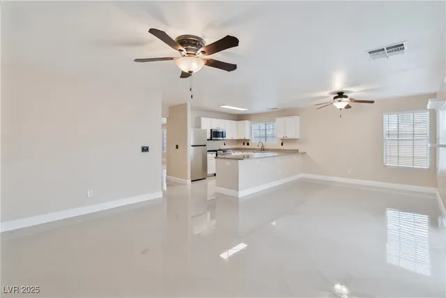 $2,500 | 5928 Turtle River Avenue, Las Vegas, NV 89156