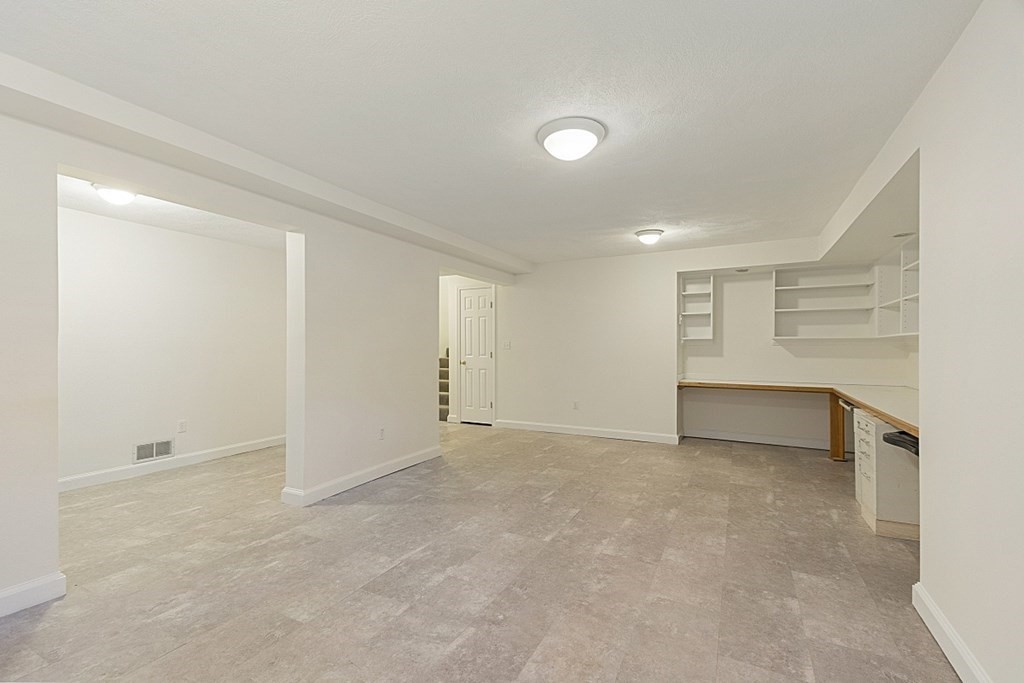 17 Edmonds Road, Unit 17 Concord, MA 01742 - Photo 20 of 23