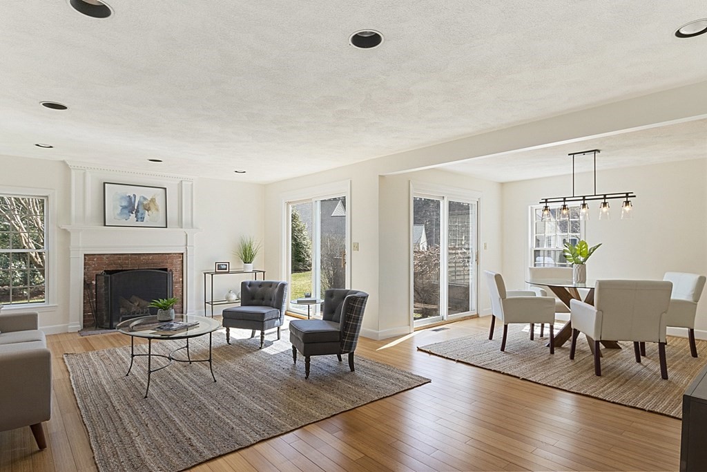 17 Edmonds Road, Unit 17 Concord, MA 01742 - Photo 3 of 23